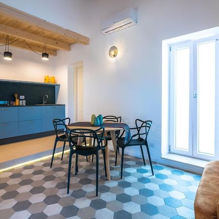 Dimora Di Levante- Ortigia Holidays Сиракуза Екстериор снимка