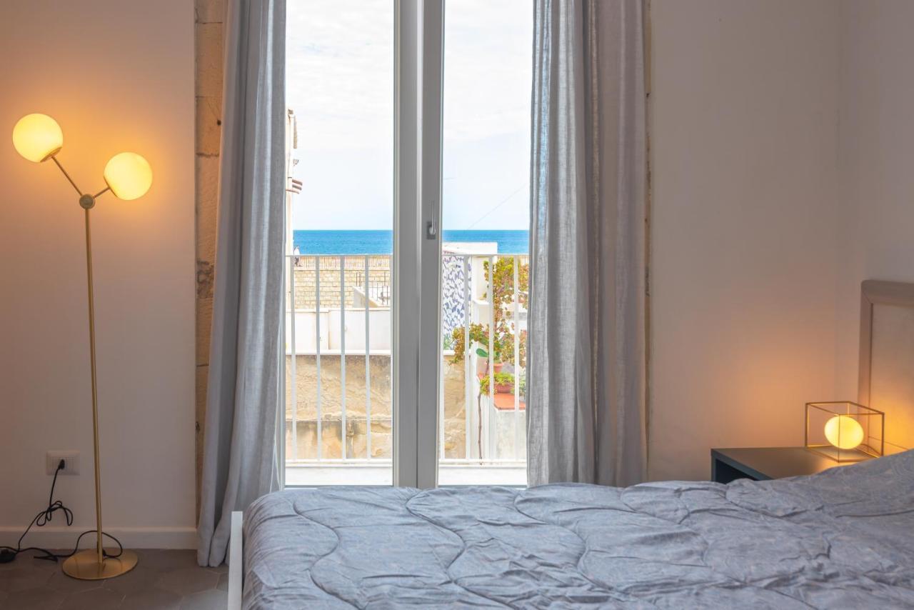 Dimora Di Levante- Ortigia Holidays Сиракуза Екстериор снимка