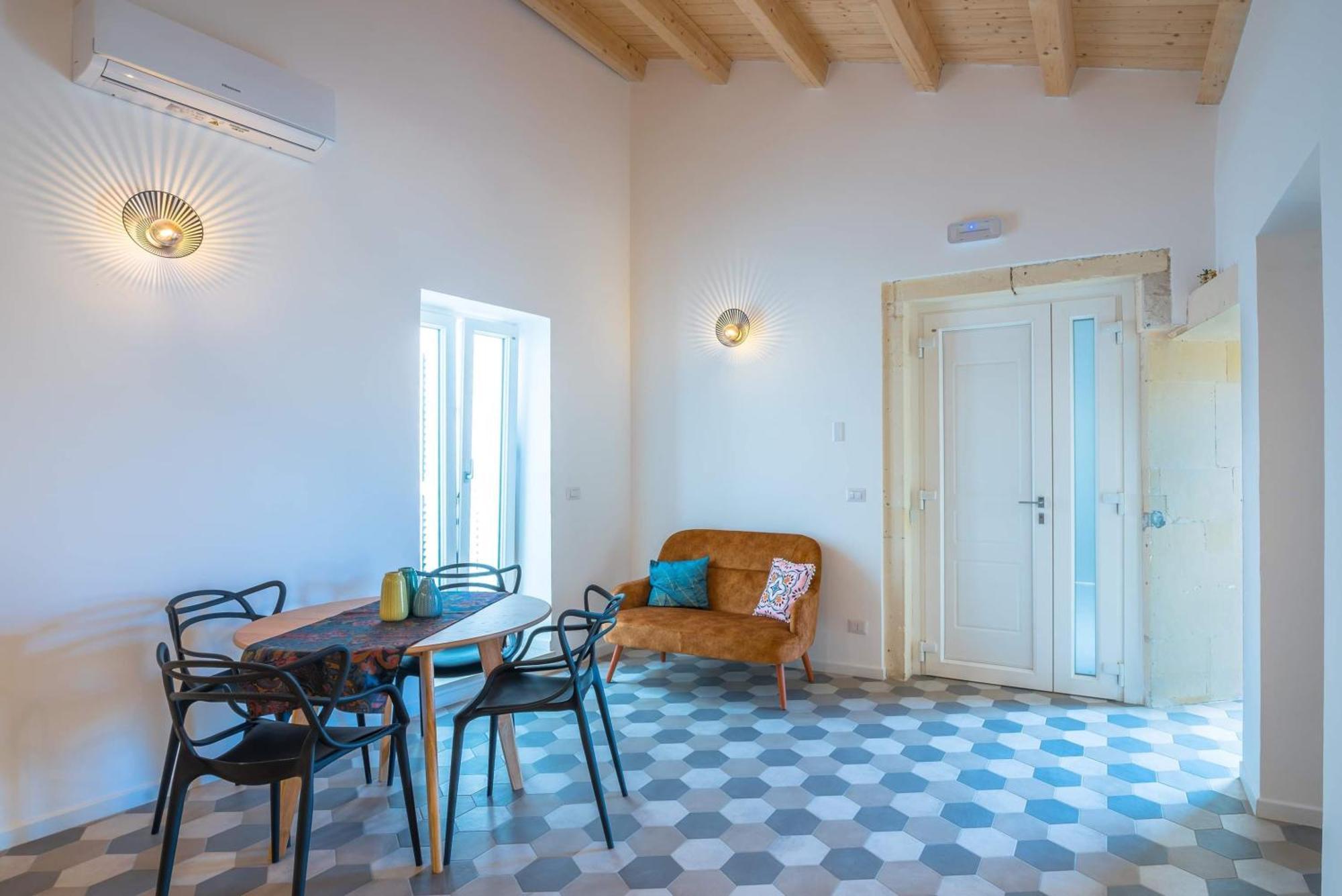 Dimora Di Levante- Ortigia Holidays Сиракуза Екстериор снимка